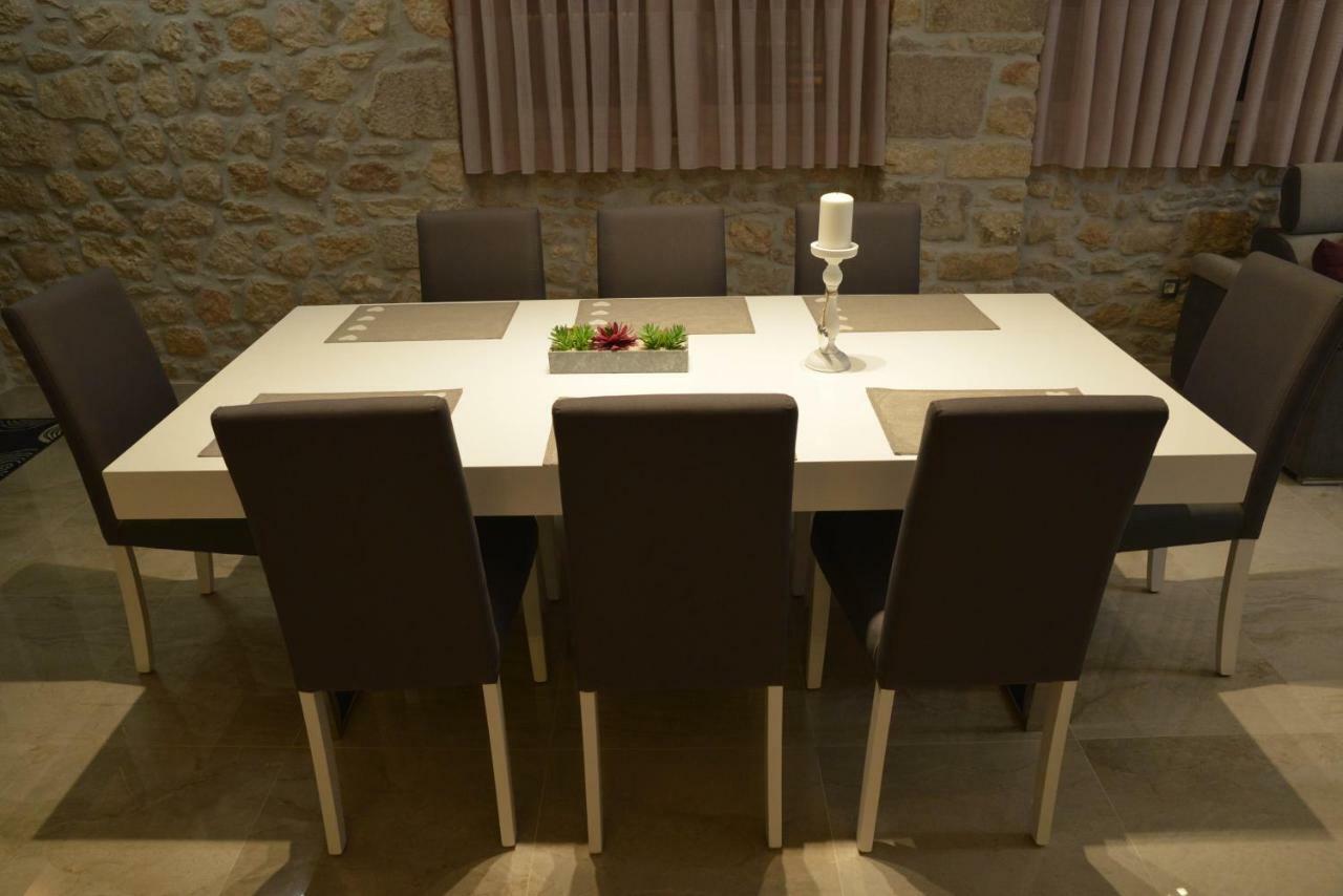 Apartmani Olujic Имотски Экстерьер фото