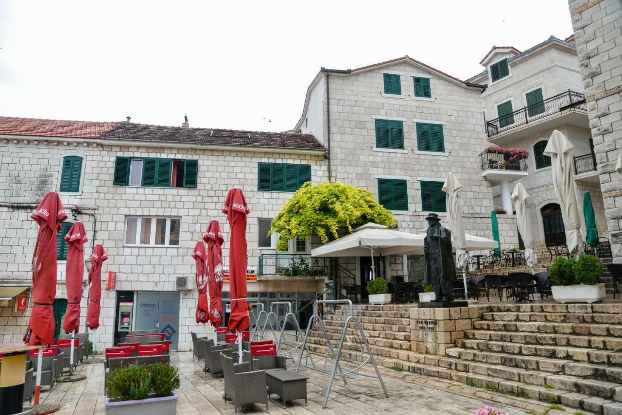 Apartmani Olujic Имотски Экстерьер фото