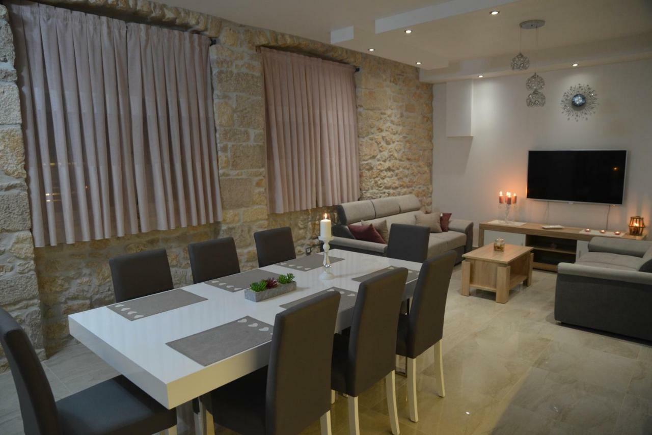 Apartmani Olujic Имотски Экстерьер фото